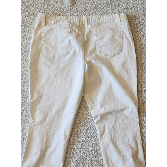 No Boundaries denim cotton blend white high-rise straight-leg jeans - Picture 6 of 9